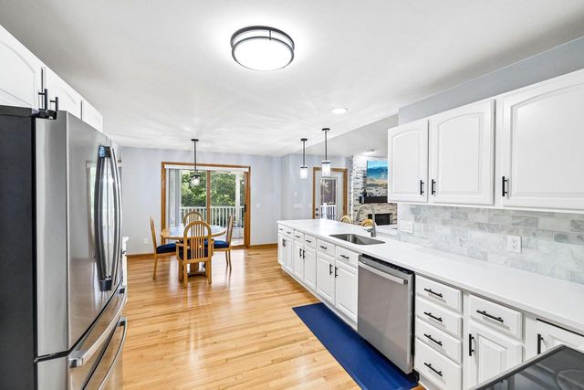 1704 Alexandria Court, Waunakee, WI 53597