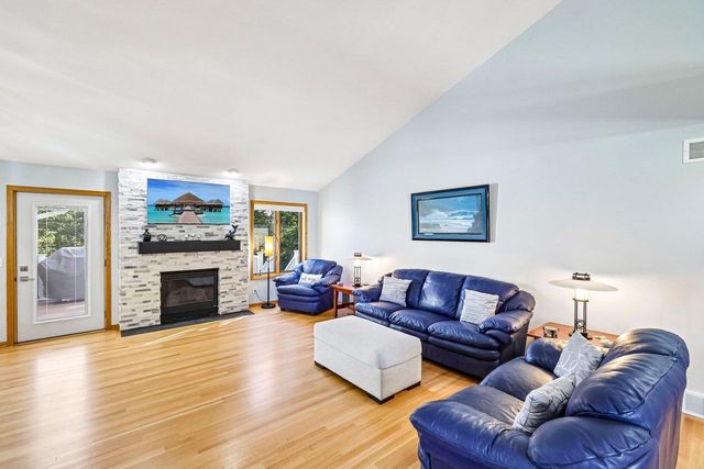 1704 Alexandria Court, Waunakee, WI 53597