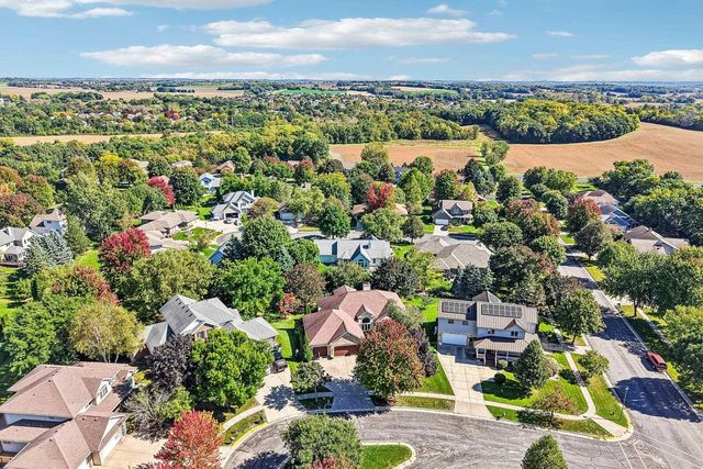 1704 Alexandria Court, Waunakee, WI 53597