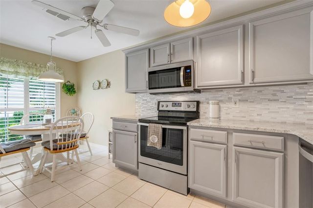 4167 CAPLAND AVENUE, Clermont, FL 34711