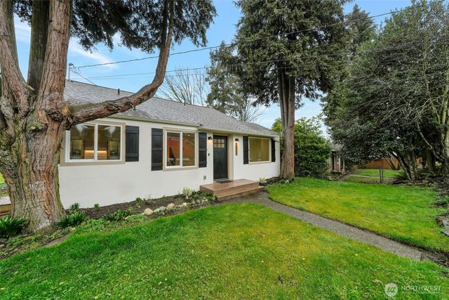 12077 75th Avenue S, Seattle, WA 98178