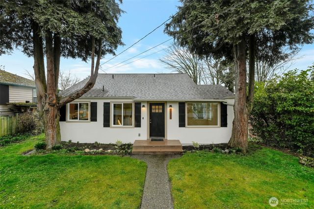 12077 75th Avenue S, Seattle, WA 98178