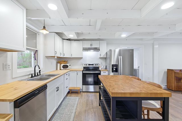 772 PINEWOODS RD, Quicksburg, VA 22847