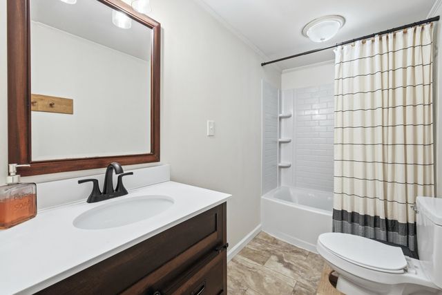 772 PINEWOODS RD, Quicksburg, VA 22847