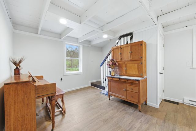 772 PINEWOODS RD, Quicksburg, VA 22847