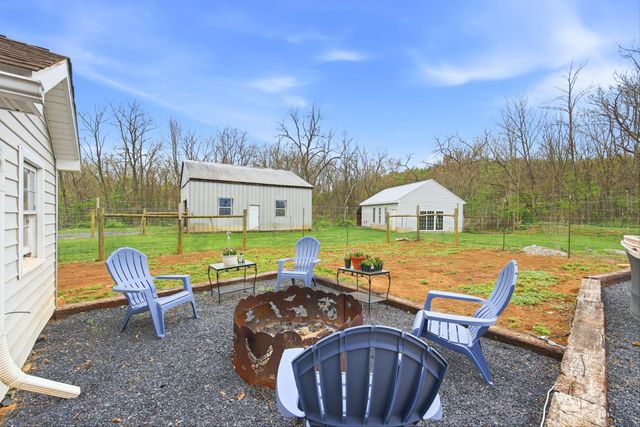 772 PINEWOODS RD, Quicksburg, VA 22847
