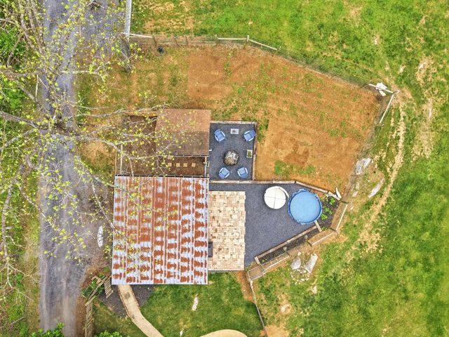 772 PINEWOODS RD, Quicksburg, VA 22847