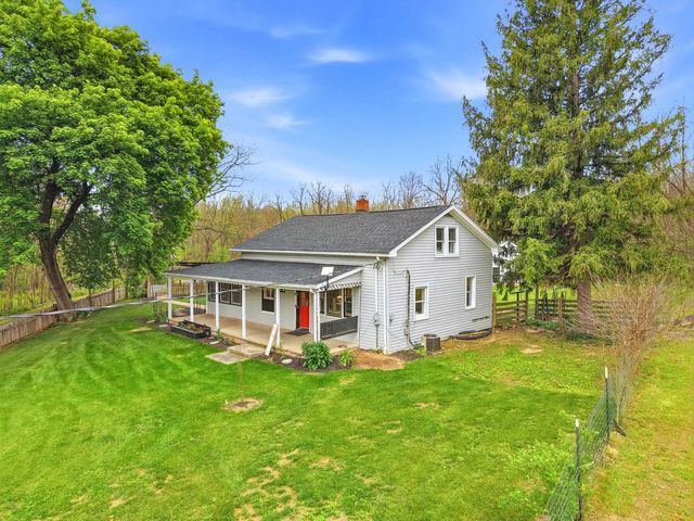 772 PINEWOODS RD, Quicksburg, VA 22847