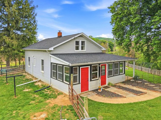 772 PINEWOODS RD, Quicksburg, VA 22847
