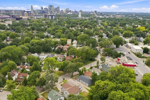 2223 Cole Avenue SE, Minneapolis, MN 55414