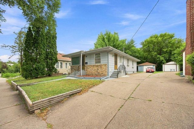 2223 Cole Avenue SE, Minneapolis, MN 55414