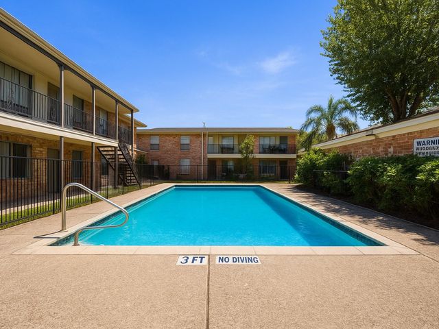 9616 Long Point Road 47, Houston, TX 77055