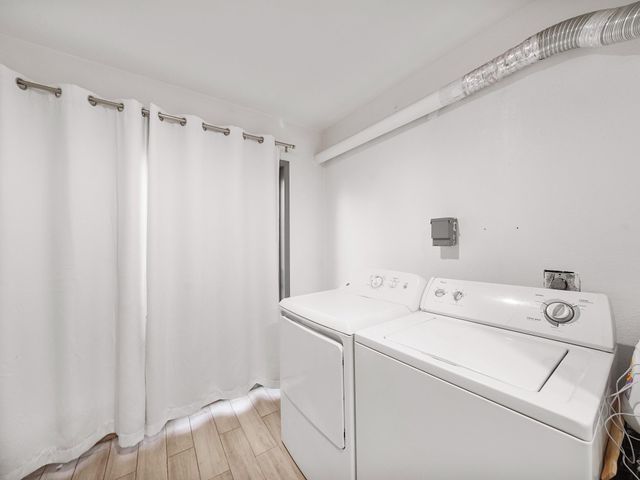 9616 Long Point Road 47, Houston, TX 77055