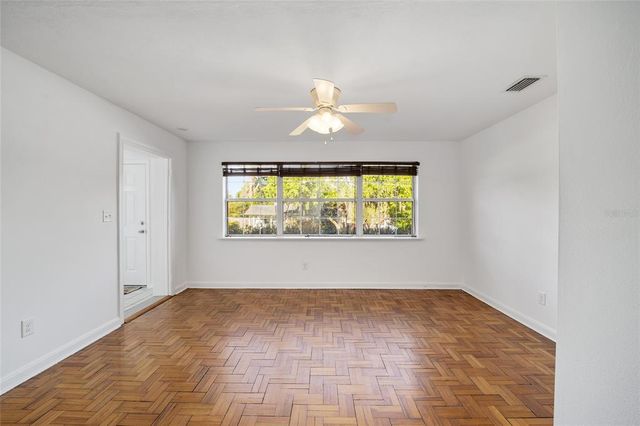 829 NE 15TH AVENUE, Ocala, FL 34470