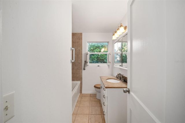 829 NE 15TH AVENUE, Ocala, FL 34470
