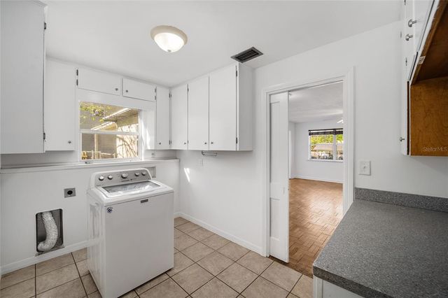829 NE 15TH AVENUE, Ocala, FL 34470