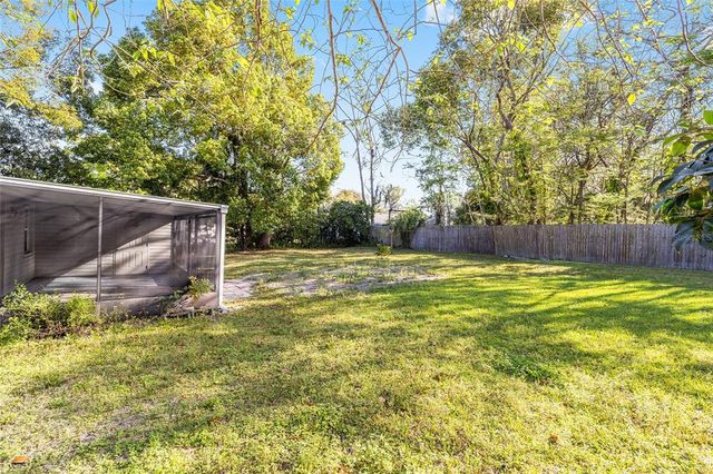829 NE 15TH AVENUE, Ocala, FL 34470