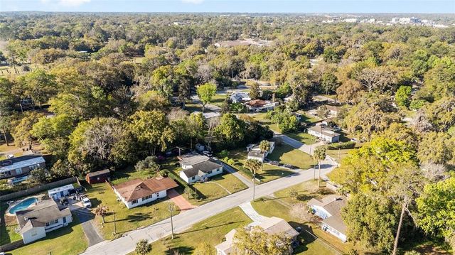 829 NE 15TH AVENUE, Ocala, FL 34470