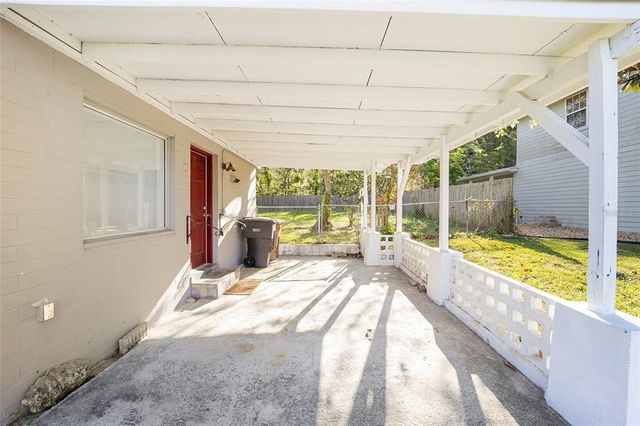 829 NE 15TH AVENUE, Ocala, FL 34470