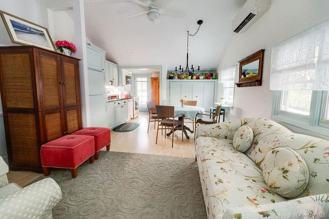 3 Vine Road, Rocky Point, NY 11778