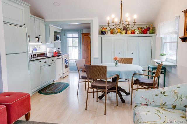 3 Vine Road, Rocky Point, NY 11778