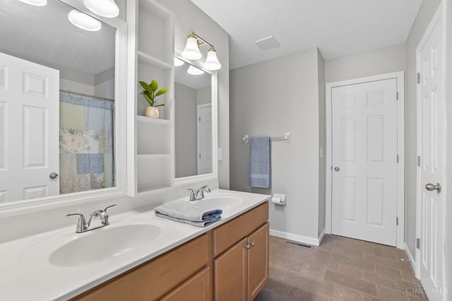 4943 Silver Creek Court, Liberty Twp, OH 45011