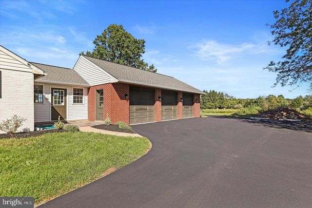 291 ELEPHANT RD, Perkasie, PA 18944