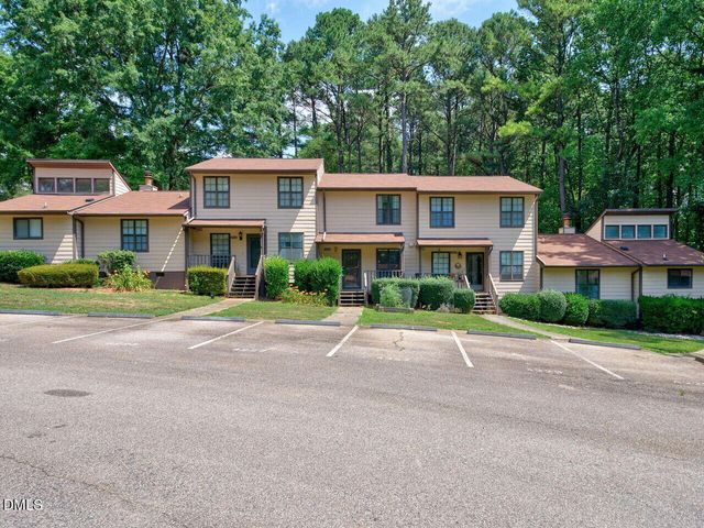 4225 The Oaks Drive, Raleigh, NC 27606