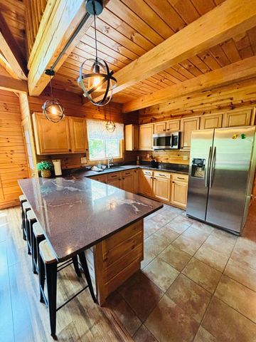 820 Pump Station Road SE, Sugar Grove, OH 43155