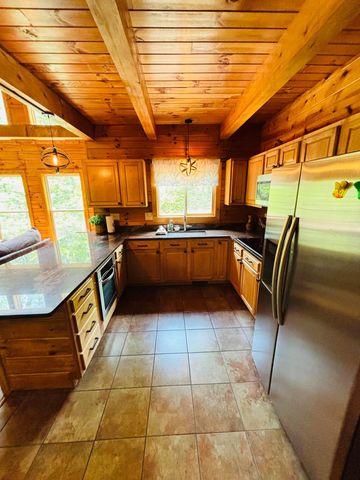 820 Pump Station Road SE, Sugar Grove, OH 43155