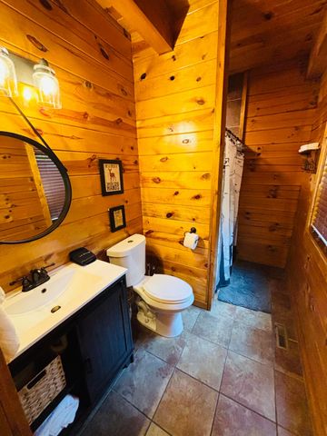 820 Pump Station Road SE, Sugar Grove, OH 43155