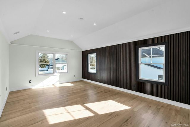 3 Carmine Court, Commack, NY 11725