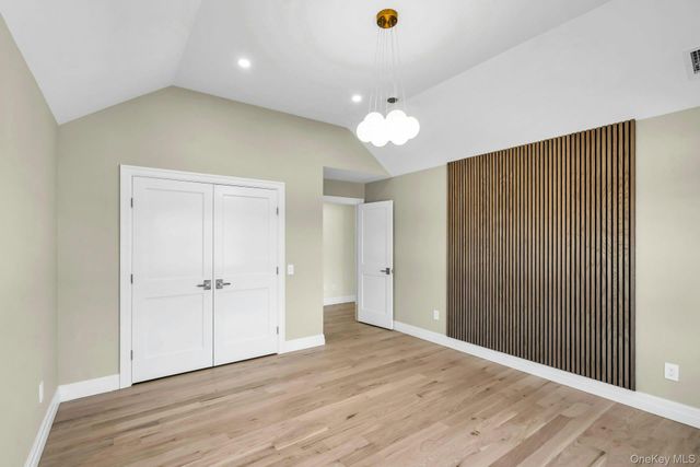 3 Carmine Court, Commack, NY 11725