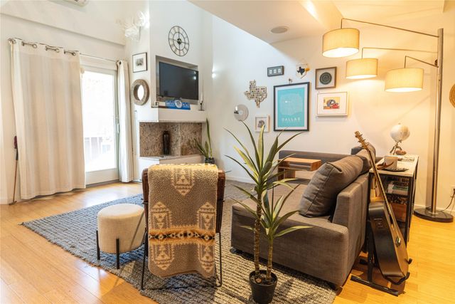 3033 San Jacinto Street 322, Dallas, TX 75204