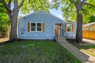 1239 Tarpley Avenue, Dallas, TX 75211