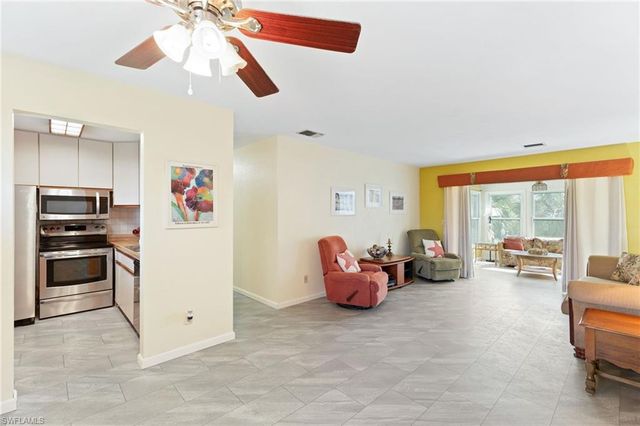 1535 Tropic TER # 1535, North Fort Myers, FL 33903