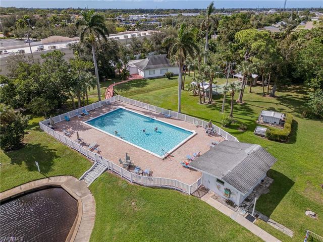 1535 Tropic TER # 1535, North Fort Myers, FL 33903