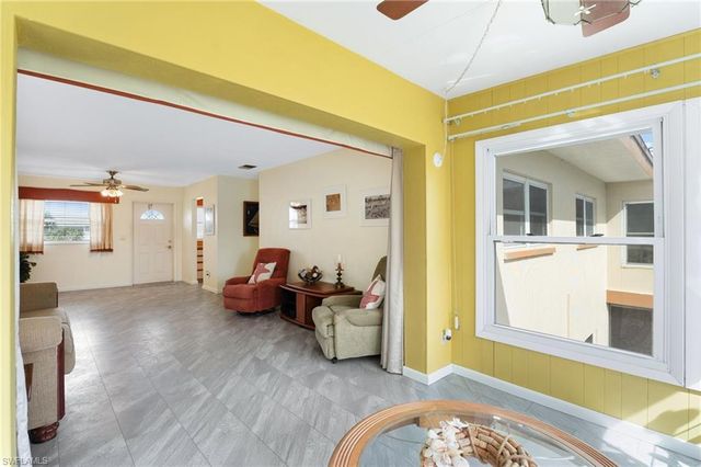 1535 Tropic TER # 1535, North Fort Myers, FL 33903