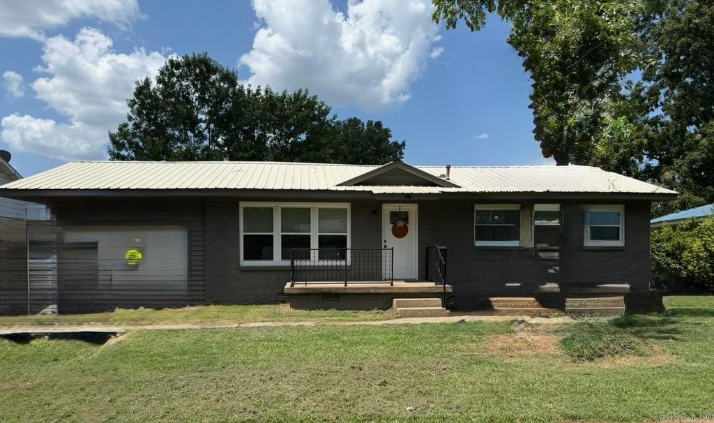 510 N 9th Street, Paragould, AR 72450