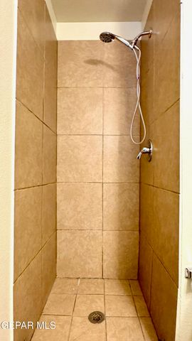 8491 Roseway Drive, El Paso, TX 79907