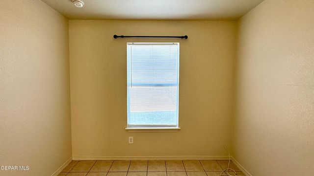 8491 Roseway Drive, El Paso, TX 79907