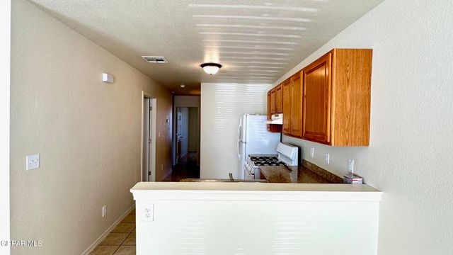 8491 Roseway Drive, El Paso, TX 79907