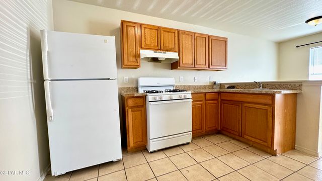 8491 Roseway Drive, El Paso, TX 79907