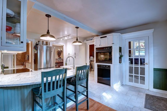 647 Main St B, Oxford, MA 01537
