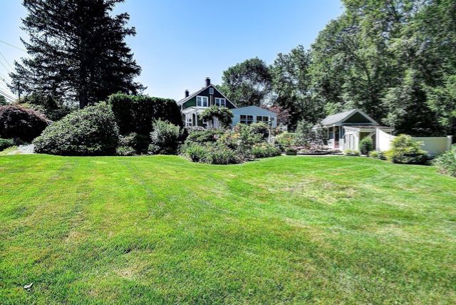 647 Main St B, Oxford, MA 01537