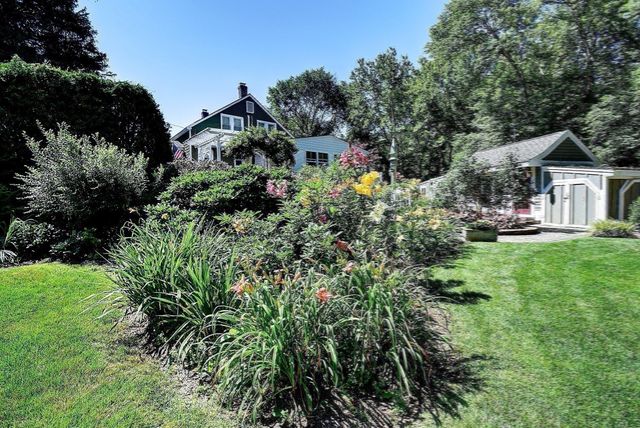 647 Main St B, Oxford, MA 01537