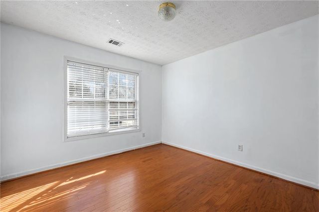 545 Sterling Pointe Court, Lawrenceville, GA 30043