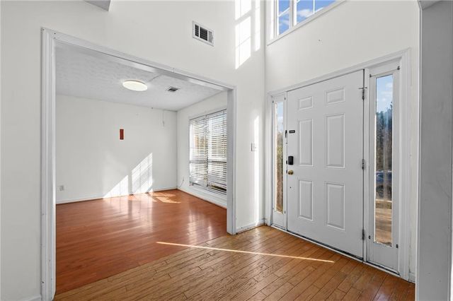 545 Sterling Pointe Court, Lawrenceville, GA 30043