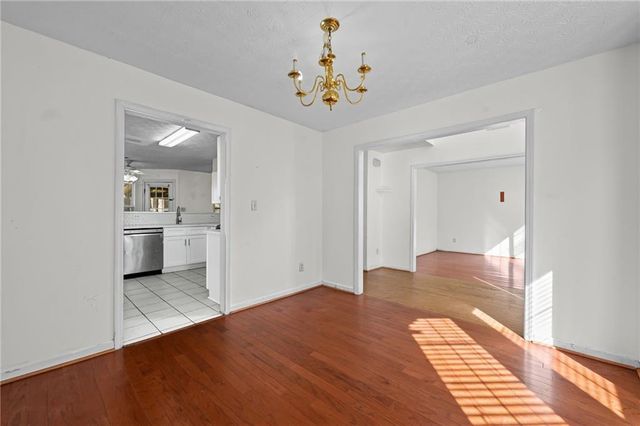 545 Sterling Pointe Court, Lawrenceville, GA 30043