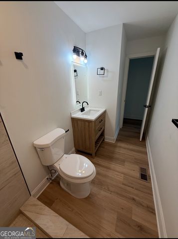 1995 Crooms Drive, Macon, GA 31217